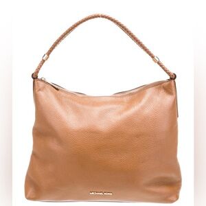🥳Michael Kors Brown Leather Hobo Bag!